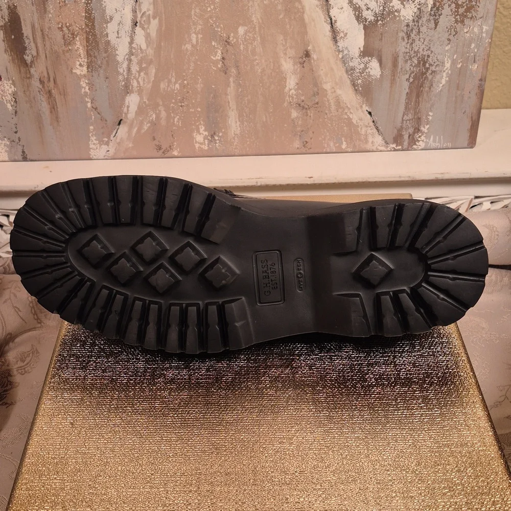 G.H. Bass Whitney Platform Penny Loafer - Picture 11 of 12